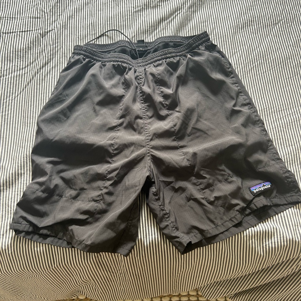 Patagonia - Baggies Shorts - 5 in - Size M - Black